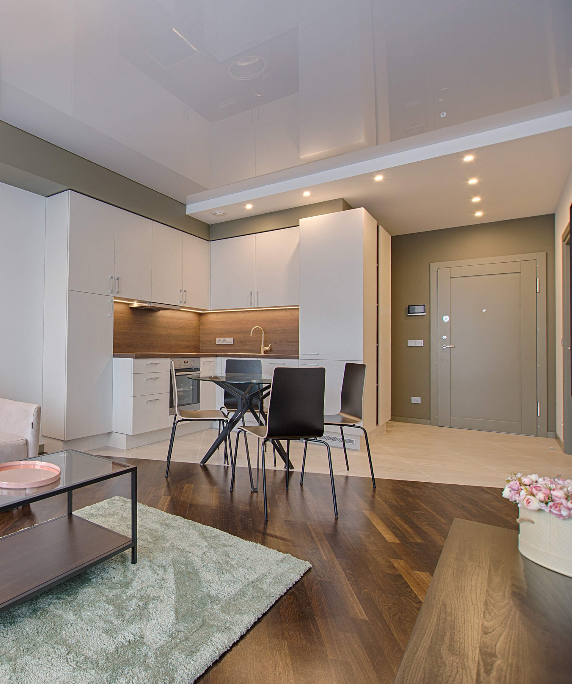 Потолки в квартиру